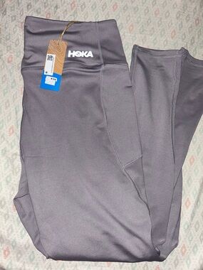 Hoka One One Gray High-Waist Performance Leggings